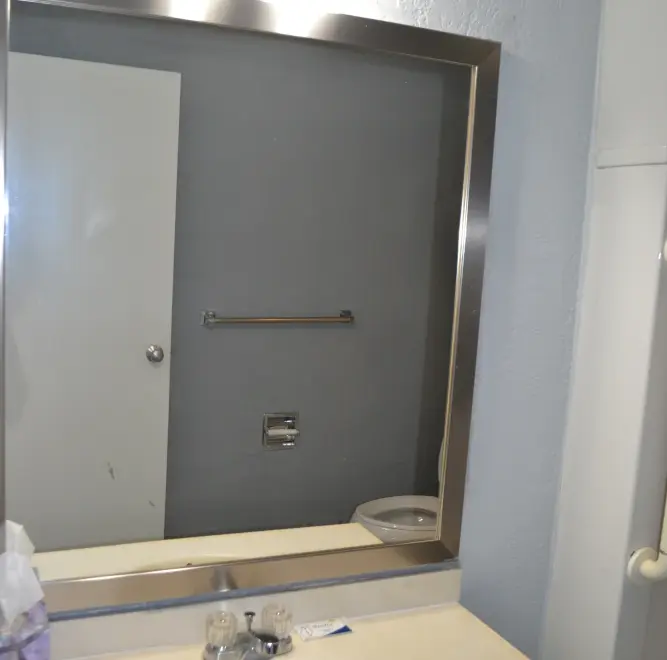 NOBLE SUITES 10885 HARTS RD. JACKSONVILLE, FL 32218