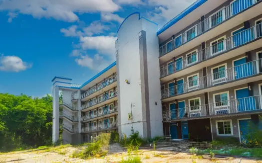 HomeTowne Studios by Red Roof