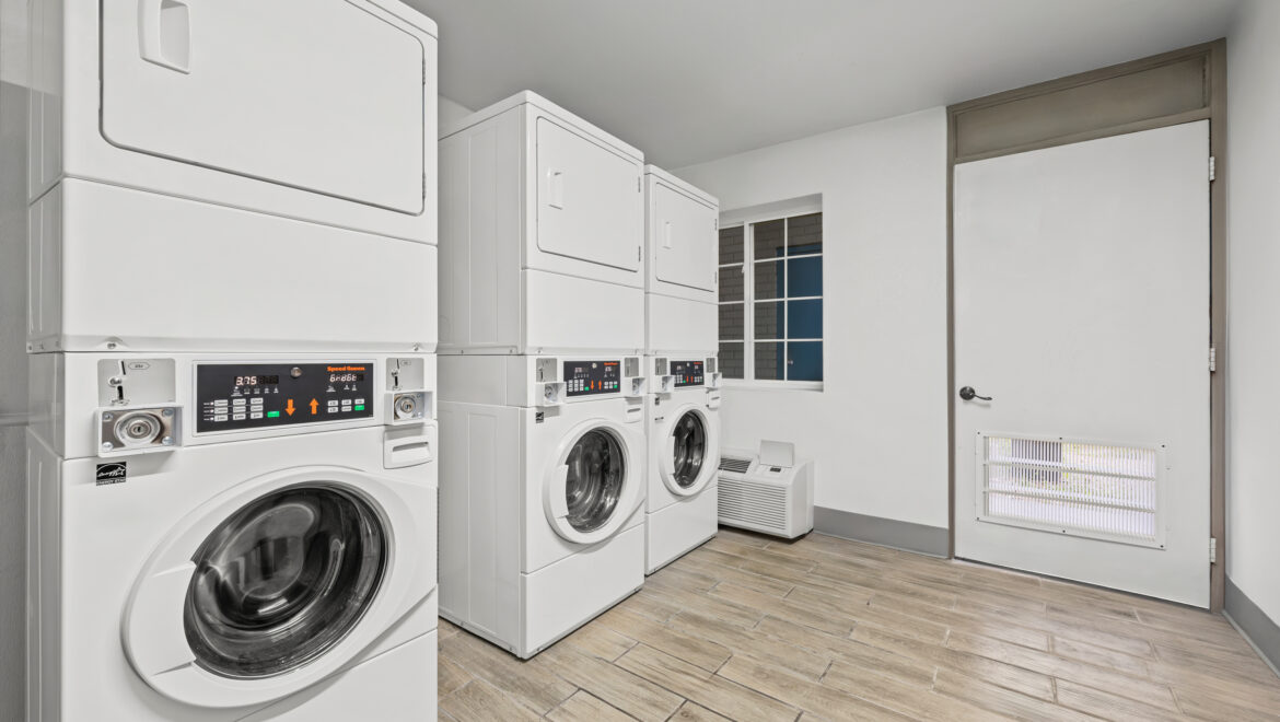 Laundry Room Image 2