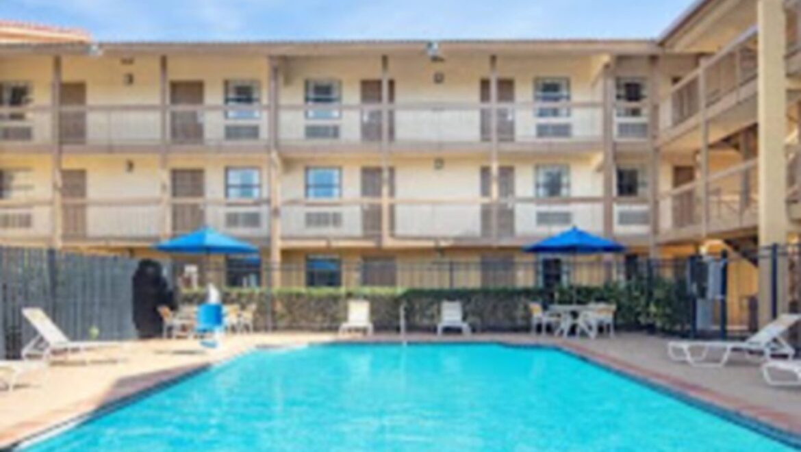 Baymont Inn