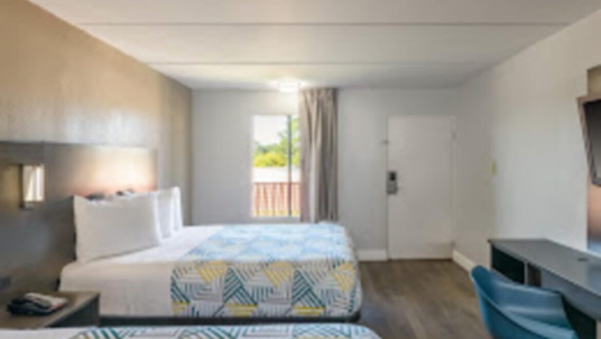 Motel 6